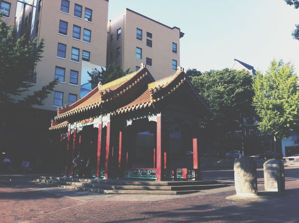 Photograph of a pagoda in Hing Hay Park in Seattle International District/Chinatown, taken by 水仙 SHUIXIAN.